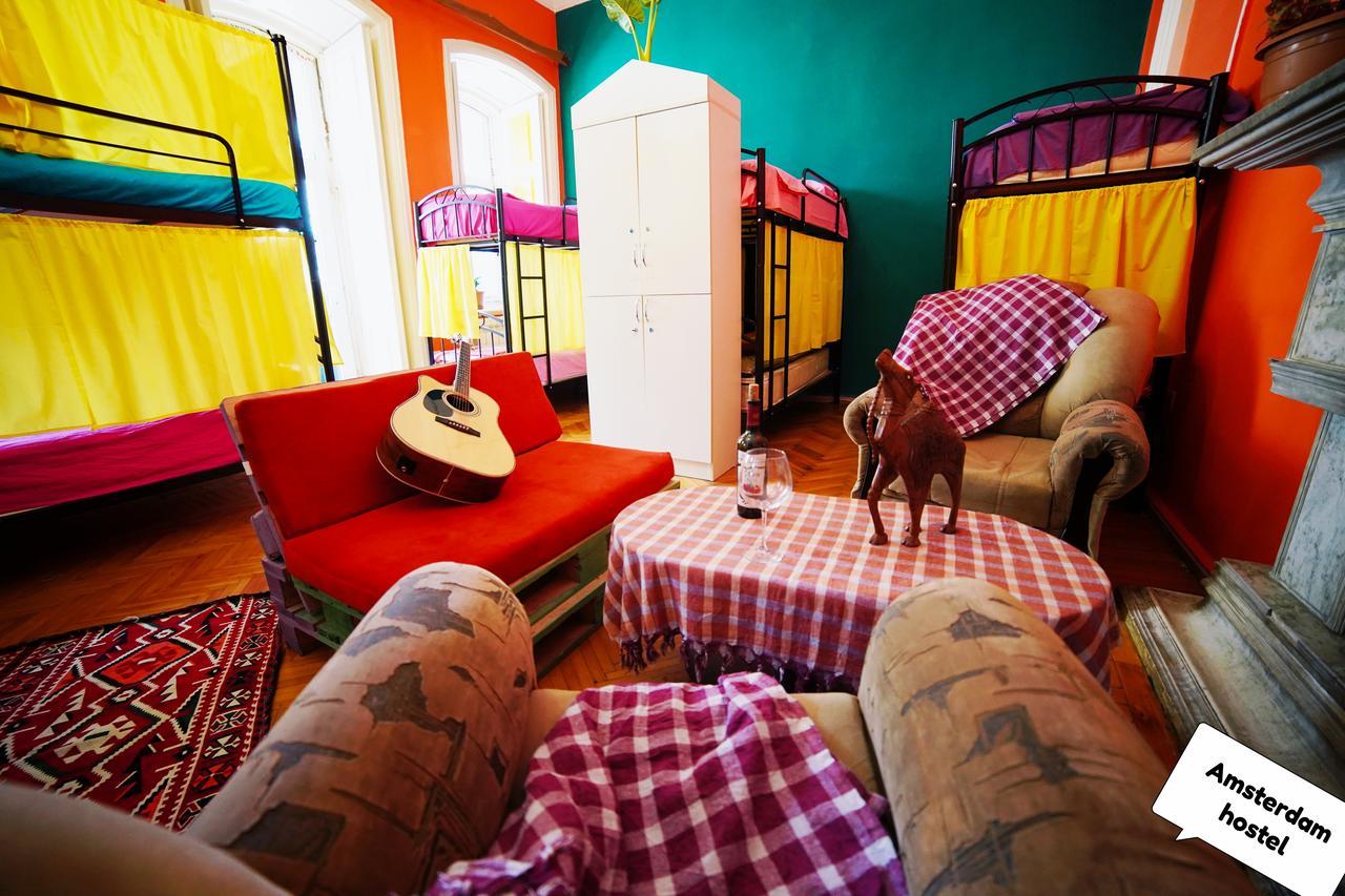 Amsterdam Hostel باكو المظهر الخارجي الصورة